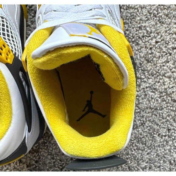 Nike Air Jordan 4 Retro Vivid Sulfur Size 8 Women’s - Picture 8 of 9